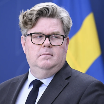🟥 Švédsko čelí skandálnímu obvinění: Tajné soudy, zcizené stížnosti a likvidace důkazů