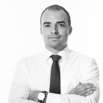 První česká energie pod tlakem: YD Capital (Pavel Rydzyk) vytěsnila menšinového akcionáře, druhou firmu poslala do insolvence