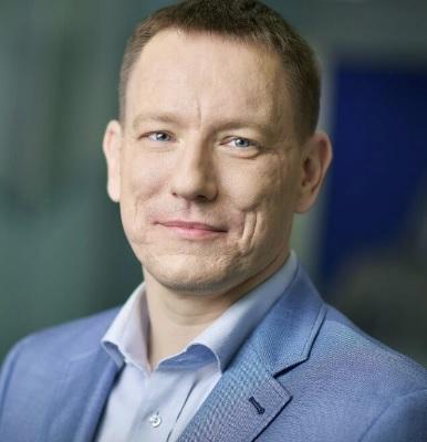 Petra Borkovecn (fotografie upravená filtry s makeupem)